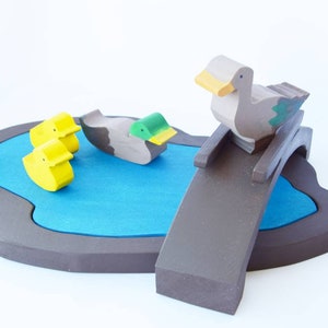 Wooden pond with ducks, wooden lake, waldorf ducks, wooden play scene, birthday gift, christmas present, gift for kids, waldorf wooden toy