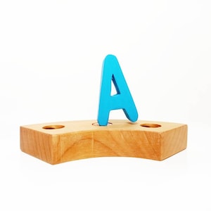 Adorno de anillo de cumpleaños con letras, adorno de anillo, adorno de anillo de cumpleaños, adorno Waldorf, anillo de celebración, cumpleaños Waldorf, inspirado en Waldorf