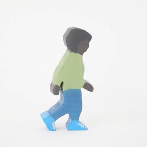 Junge Holzspielchen, Waldorf Menschen, spielen, offenes Ende Spielzeug Set, kleine Welt Holz spielzeug, waldorf inspiriert Spielzeug Set, Holz Junge Figur