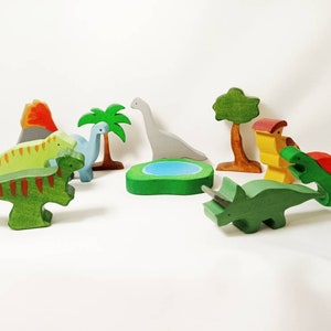 Dinosaur wooden play set, open ended play toy set, dino world toy set for kids, wooden dinosaur toy, waldorf dino toy, wooden play scene