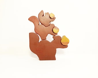 Wooden stacking squirrel toy, waldorf wooden toy stacker, gift for kids, wooden toy set, waldorf inspired, kids stacker toy birthday gift