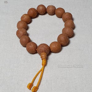 Sacred 17 mm Boddhi Chitta Bead Bracelet from NEPAL, Bodhi Seed, Buddhist Spritual Jewelley. 100 % Natural seed from NEPAL