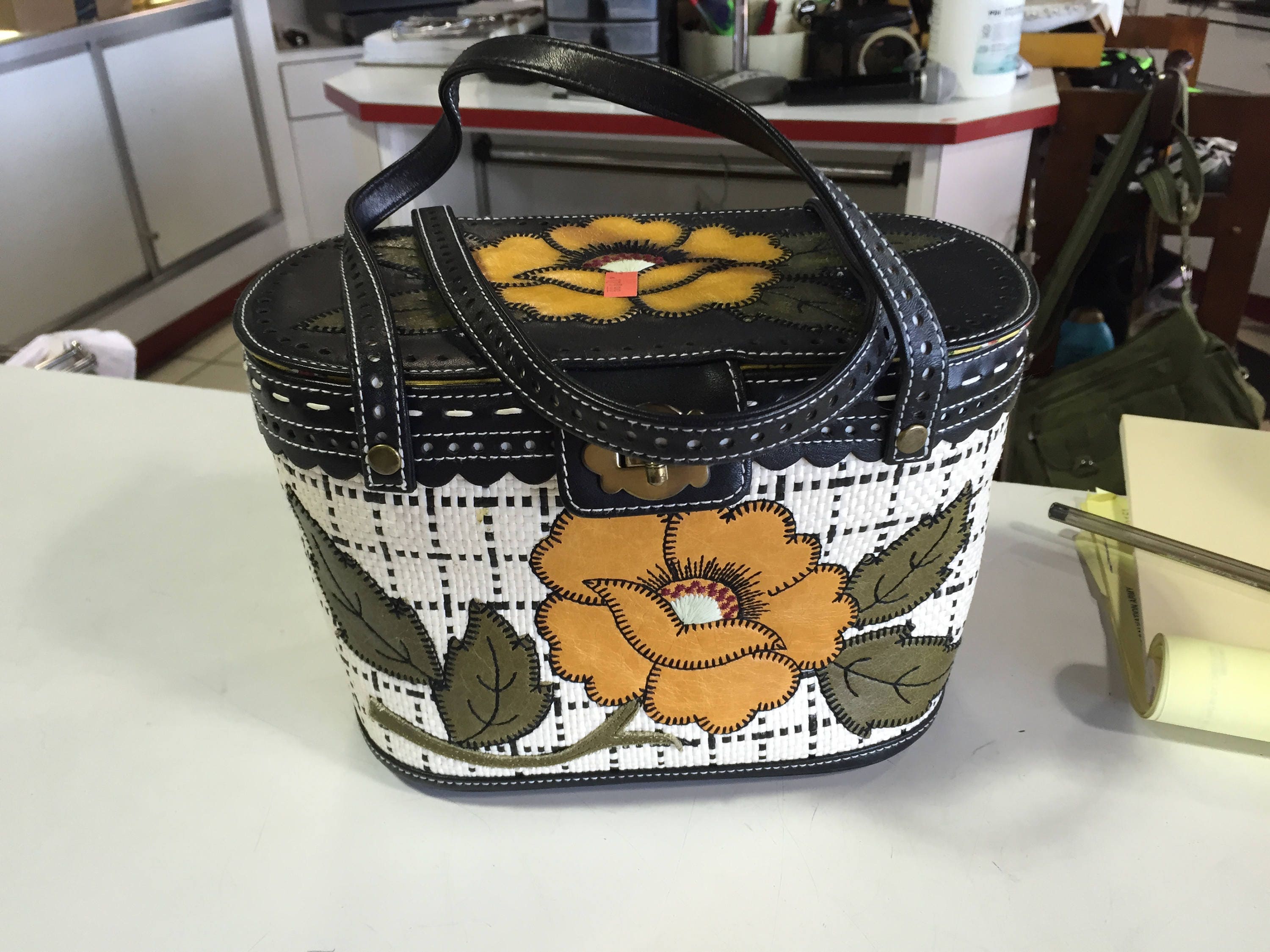 Isabella fiore purse - Etsy 日本