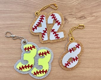Sparkly Sports Number Key Chain & Personalized Team Spirit Bag Charm for Cute Team Party Favors, High School Player Gifts and Sports Moms