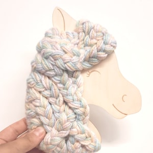 Unicorn for braiding, horse for braiding, craft idea for children's birthday, craft idea for at home, crafts for children