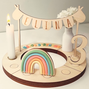 Corona di compleanno personalizzata colorata con vaso e candela, piatto di compleanno, lavagna di compleanno, tavolo di compleanno, decorazione da tavolo, bambini