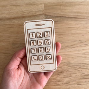 Wooden mobile phone for children, wooden toy mobile phone