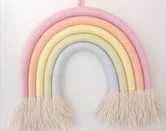 Regenbogen Wandbehang "Unicorn" Kinderzimmer Boho Macrameeregenbogen Makrame Macramee Wand Dekoration Fiber Rainbow Pastellfarben