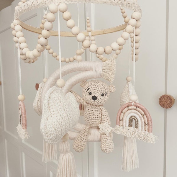 Teddy Mobile "Head in the Clouds", Macrame Mobile, Baby Mobile mit Mond und Teddybär Boho Style Neutral