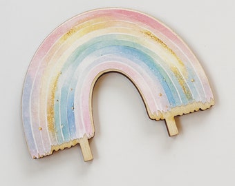 Spina con motivo acquerello arcobaleno colorato su legno per piatto di compleanno personalizzato con vaso e candela, piatto di candela, ghirlanda di compleanno