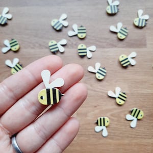 Scattered decoration bees, wooden bees, table decoration, birthday table decoration, gift decoration
