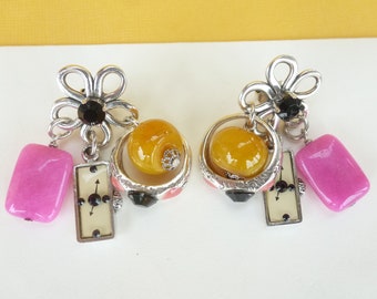 Vintage 90s TARATATA earrings, metal, stone and glass, silver, fuchsia pink, ocher, black, ivory and salmon pink colors.