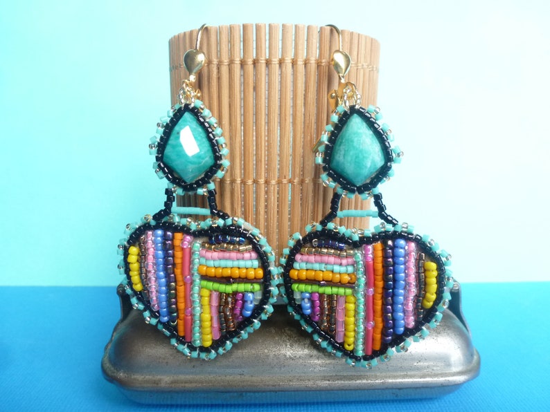 natural stone and fabric glass multicolored colors. Earrings embroidered with the Rainbow Heart needle