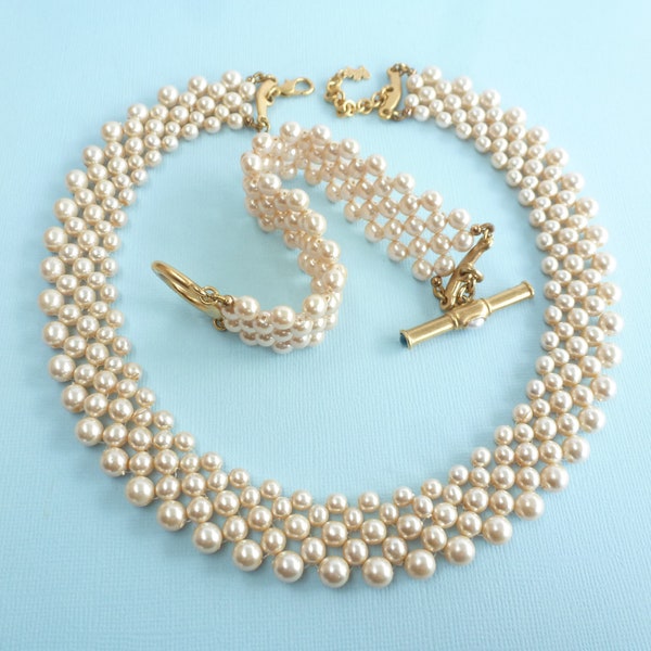 Parure perles 5 rangs, Agatha vintage 80, verre nacé et métal, coloris ivoire et doré satiné.