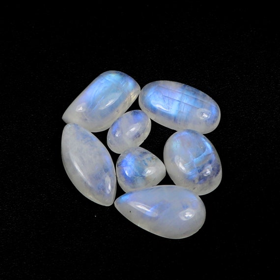 COLLECTION~ Natural Blue Flash Rainbow Moonstone Rainbow Moonstone Cabochon Rainbow Moonstone Gemstone 17Cts Oval Shape Moonstone MX-4371