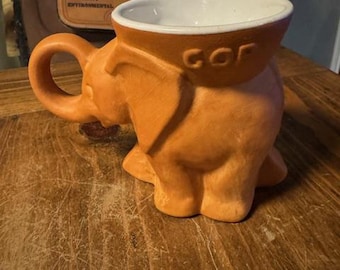 Taza política con el elefante del Partido Republicano de Frankoma de 1980