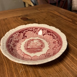 Mason&#39;s Vista, 5 1/2&quot; Bowl, Red Transferware, Pink Transferware