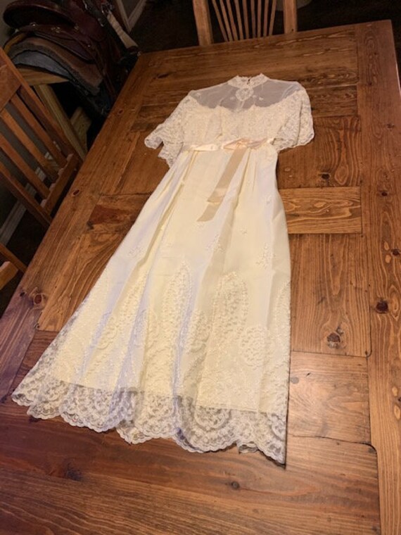 Early 1900s Style Ivory Wedding Dress