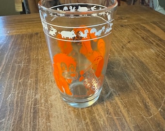 Kraft Swanky Swigs Glass Orange Dog and Chicken Glass