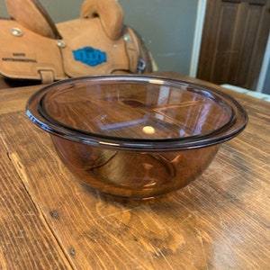 Cranberry Pyrex Nesting Bowl 1 Liter