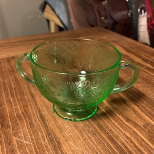 Anchor Hocking Princess Green Uranium Depression Glass Sugar Bowl