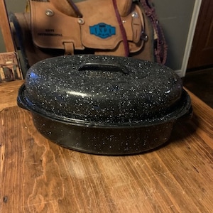 Black and White Speckled Enamelware Roasting Pan