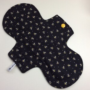Dotty For Bee&#39;s!, Bee Cloth pads,Cloth menstrual pads, period pads, Menstrual pads,  Cloth sanitary pads, Cloth Liner, Panty Liner, CSP, Bee
