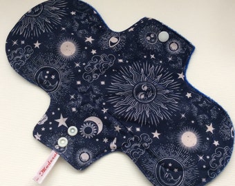 Assorbenti lavabili Mystical Zodiac: assorbenti riutilizzabili in cotone biologico