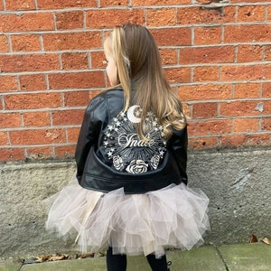 Nom personnalisé Blouson Blouson en cuir noir Blouson moto Blouson en cuir pour fille, Cadeau fille d'honneur de la marraine, filleule, Cadeau pour nièce