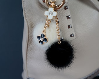 Fluffy Fur Pom Pom Keychain: Flower Charm Bag Pendant