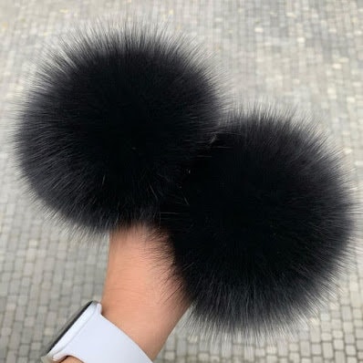 Black Arctic Fox Fur Pom Pom: Detachable Hat Accessory (4  display picture 1