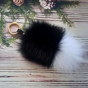 Fox Fur Tail Keychain: Fluffy Bag Charm, Keyring (6&quot;)