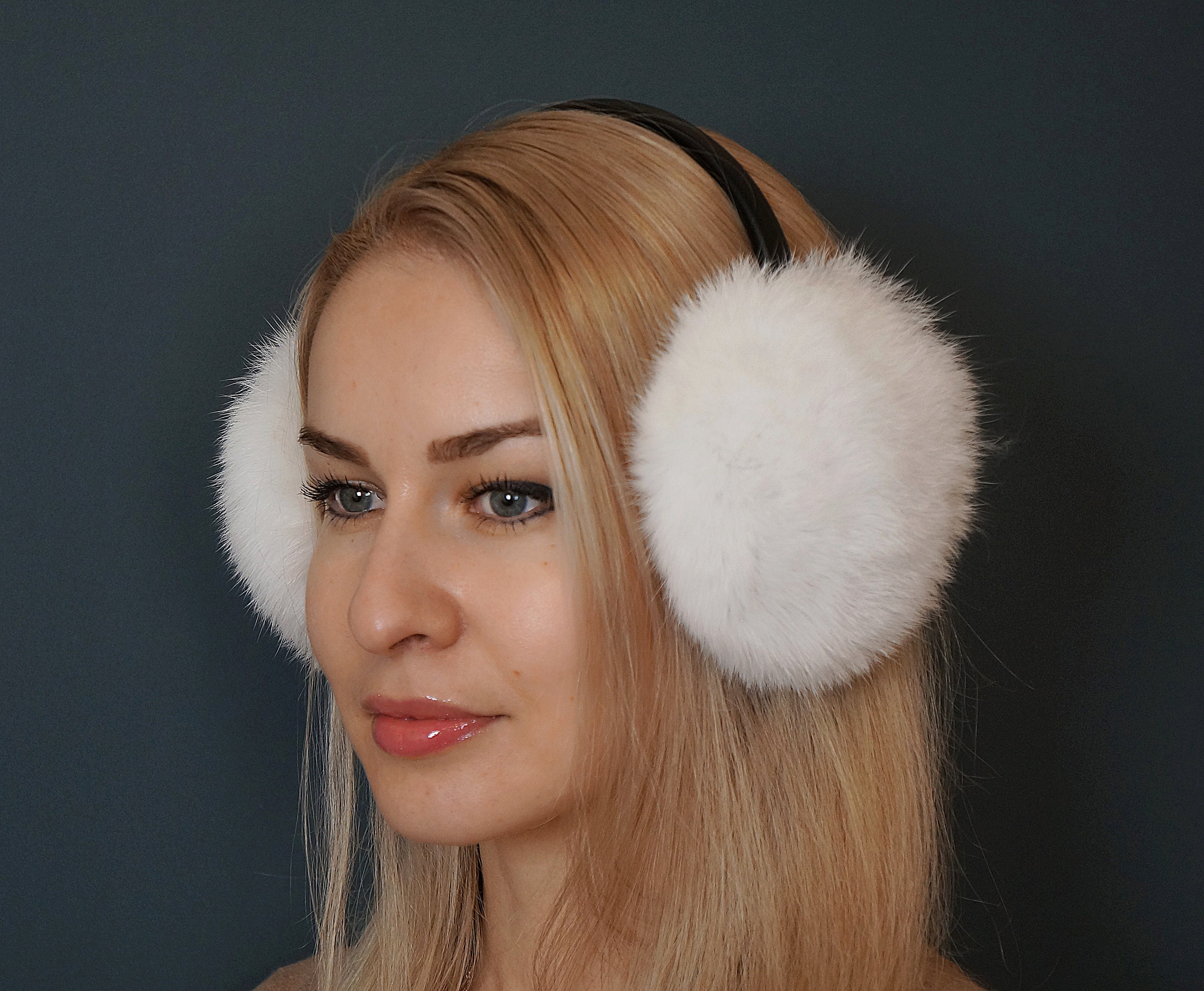 Shry Women Cute Earmuffs Angle Ear Muffs Lovely Wing Ear Muff Warmer