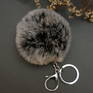 fur keychain, fur pom pom keychain, key fob for car, faux fur keychain, fake fur keyring, fur ball keychain, bag charm