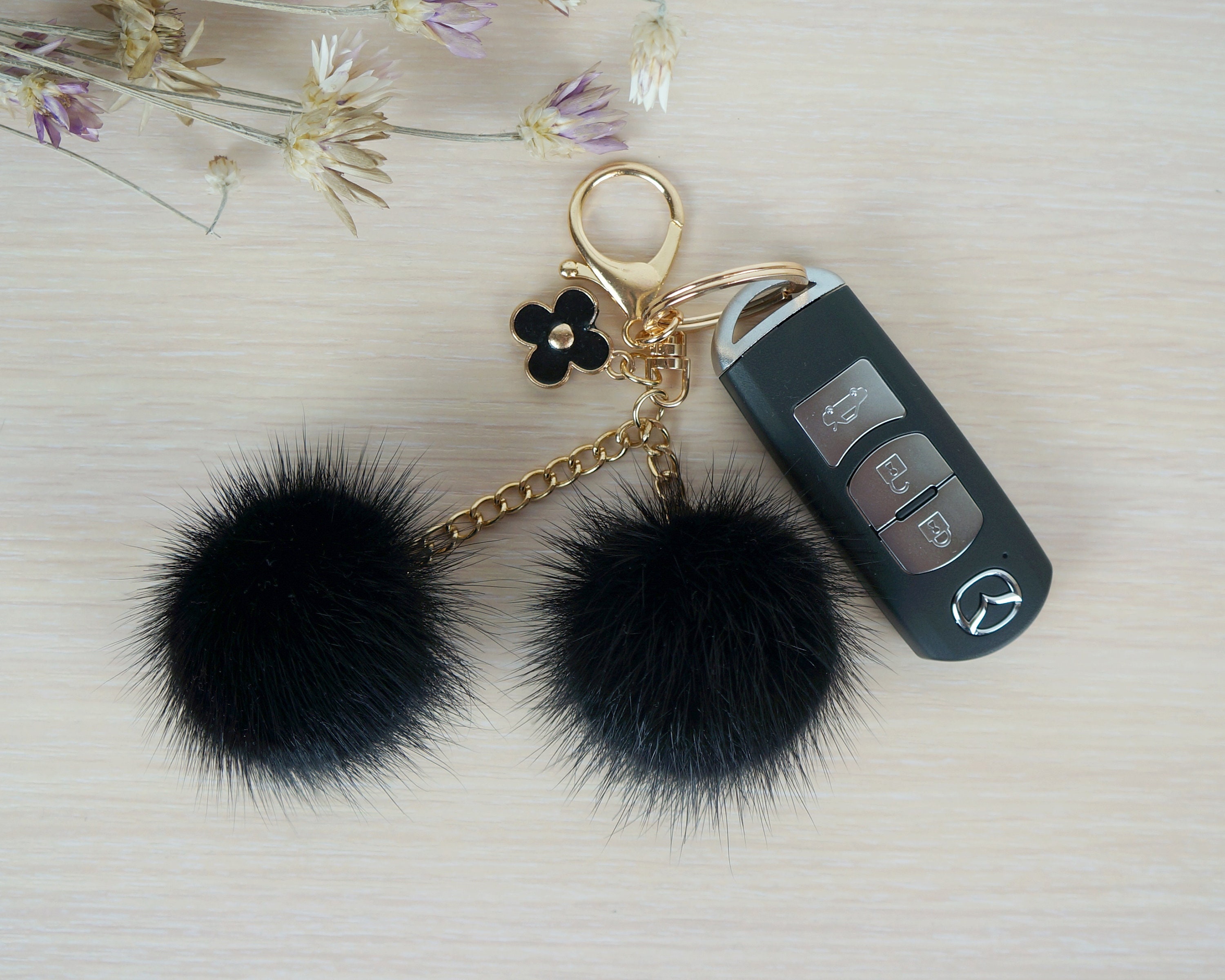 Cute Real Mink Fur Cherry Fur Ball Pompom Keyring Bag Charm Car Phone Pendant 