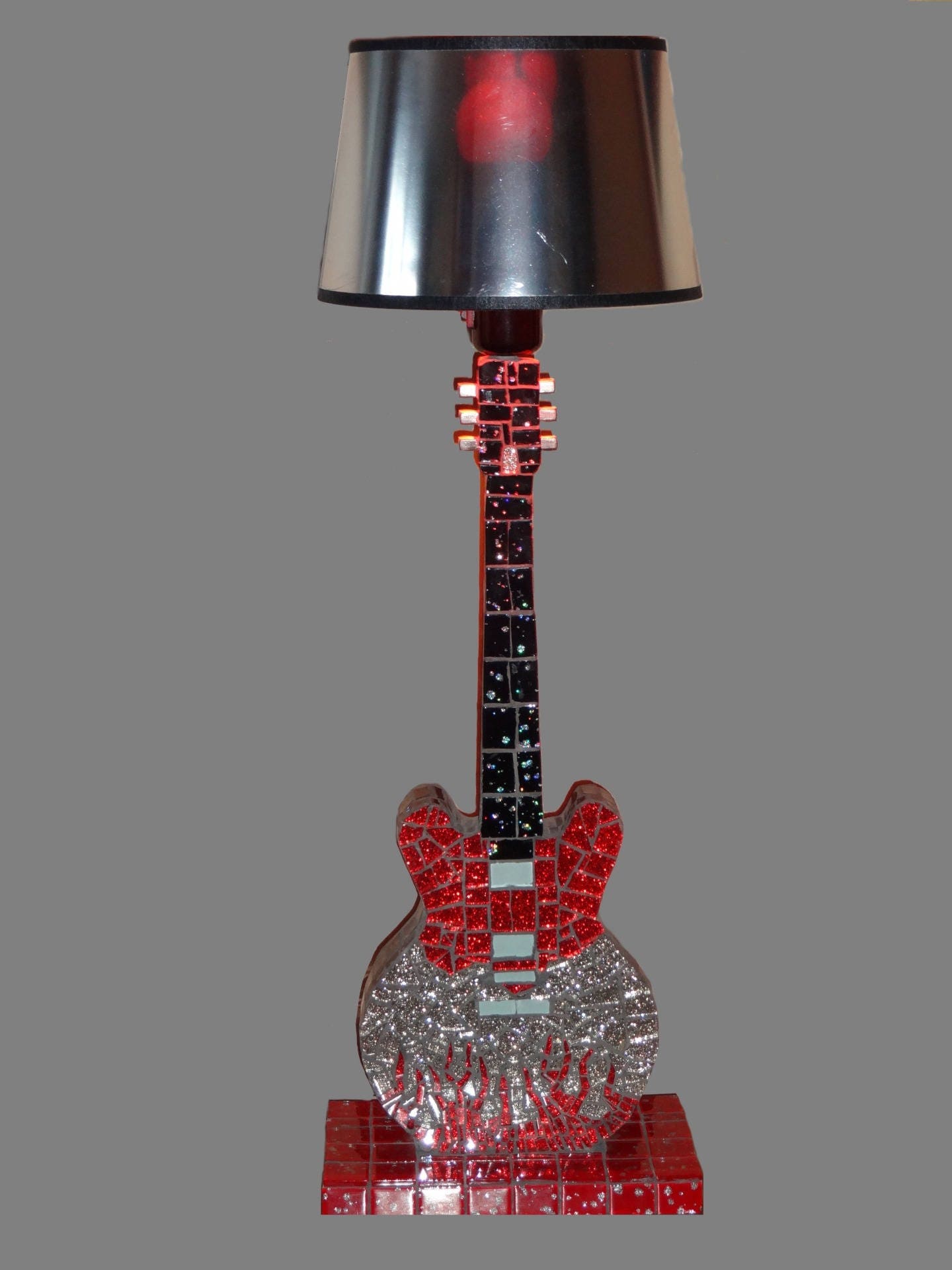 Lampe Guitare Flamme en Mosaique, Abat Jour Miroir