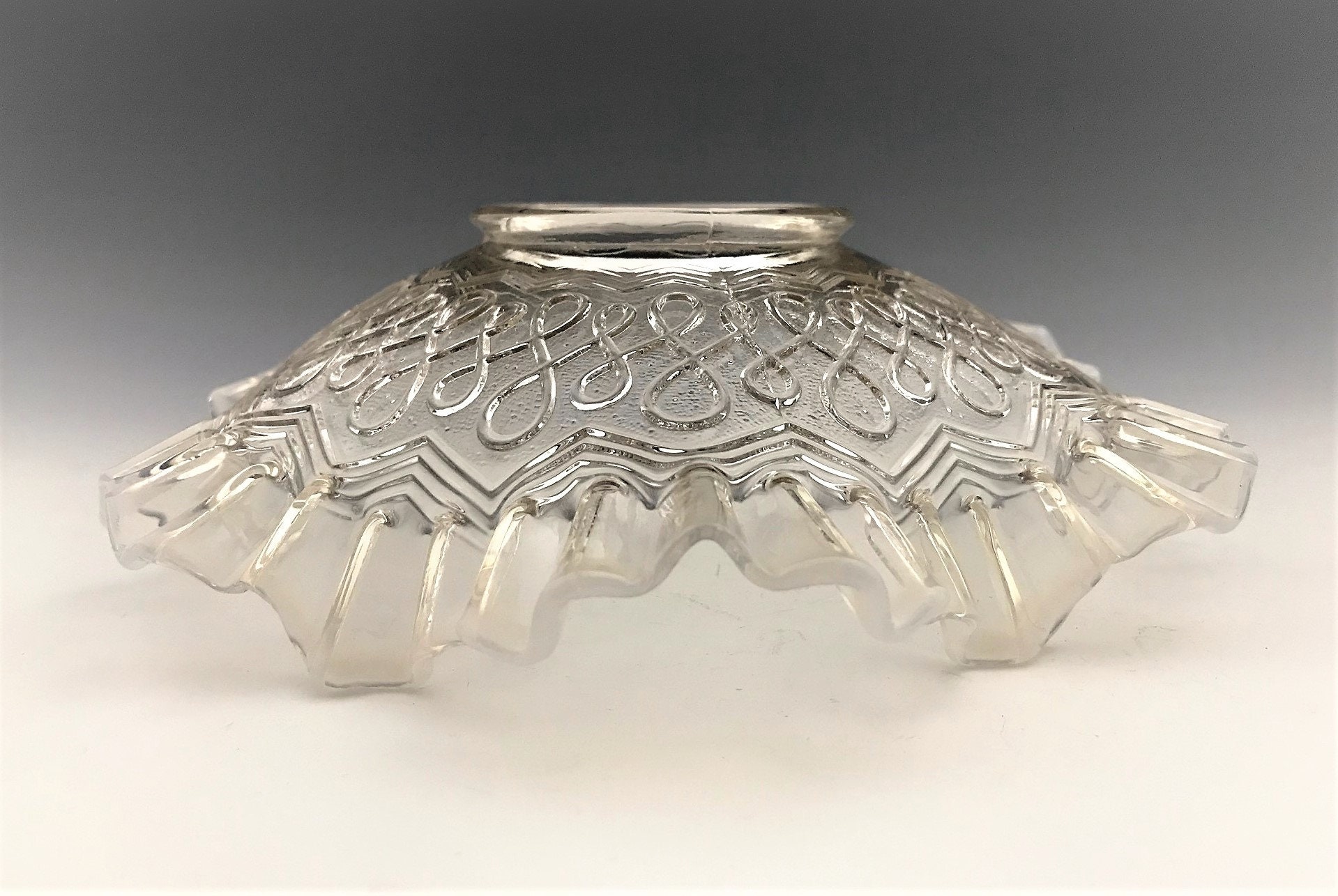 EAPG Crimped Bowl Jefferson Glass Company No. 247 (OMN) AKA Many