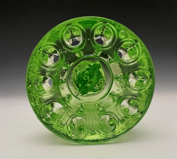 Cambridge No. 509 2-kid Figure Flower Holder - Flower Frog- Hard