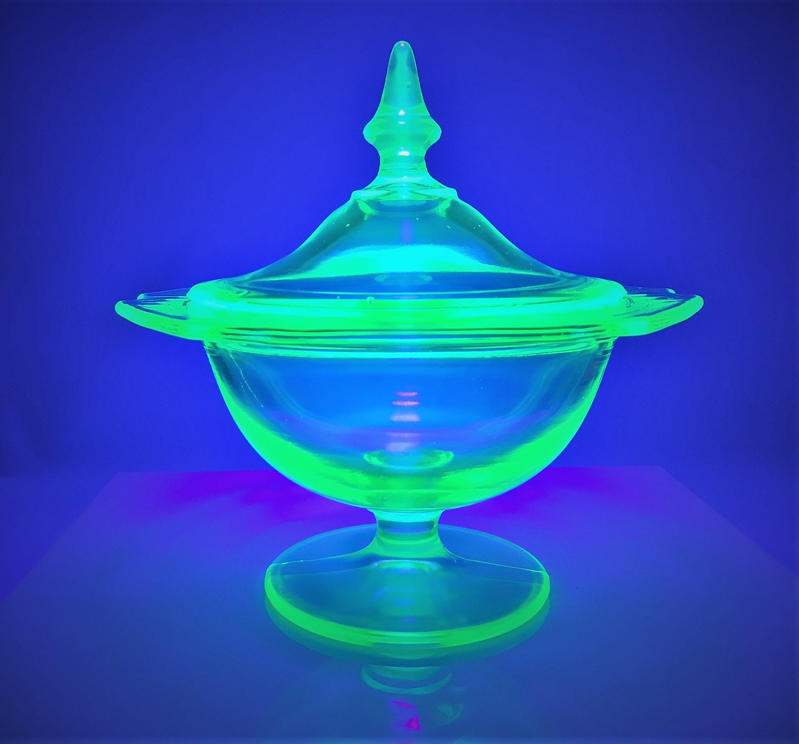 Vintage Green Depression Glass Covered Candy Dish Hexagonal Pattern