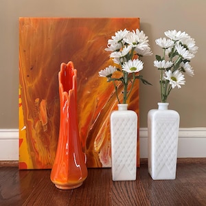 L.E. Smith Glass Bittersweet Vase - Simplicity Line - MCM Decor