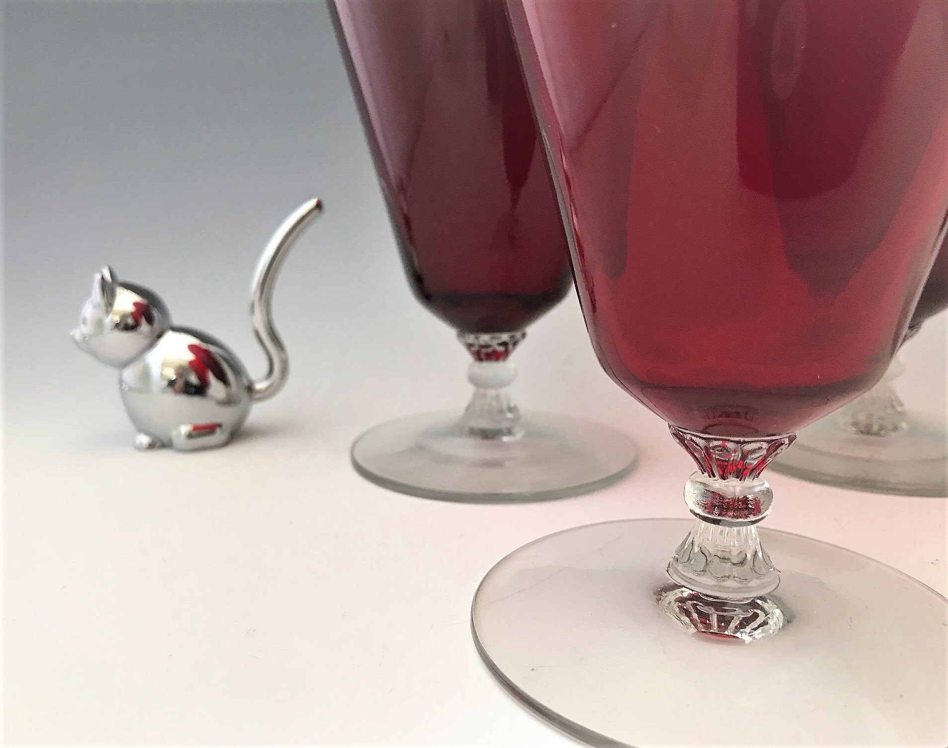 Glass Jacobean Iced Tea Footed Tumblers Set of 4 Ruby