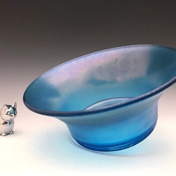 Northwood #669 Flared Stretch Glass Bowl in Blue