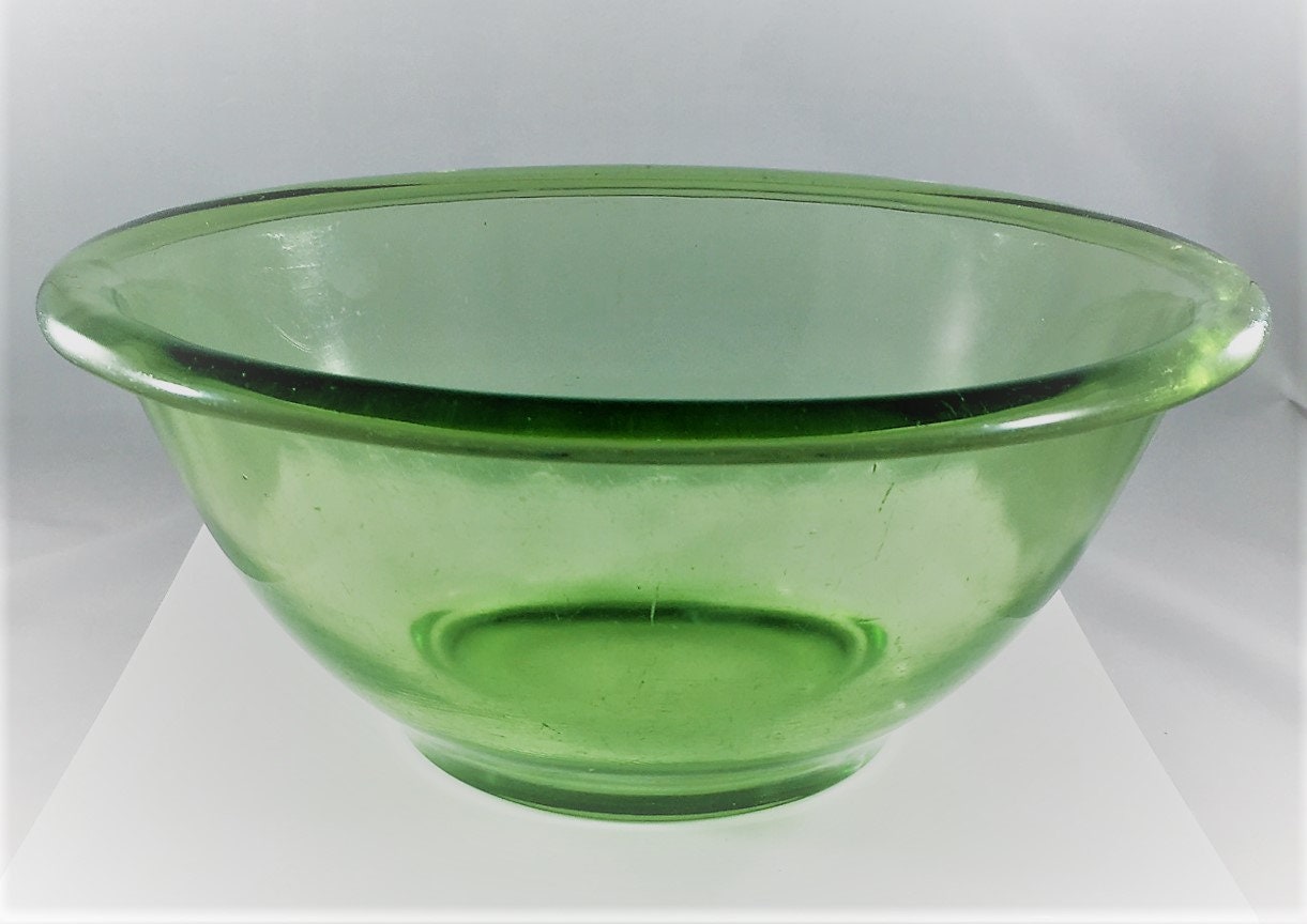Green Glass Bowl. Vintage Uranium Glass Mixing Bowl 1930s 9 Mixing Bowl
