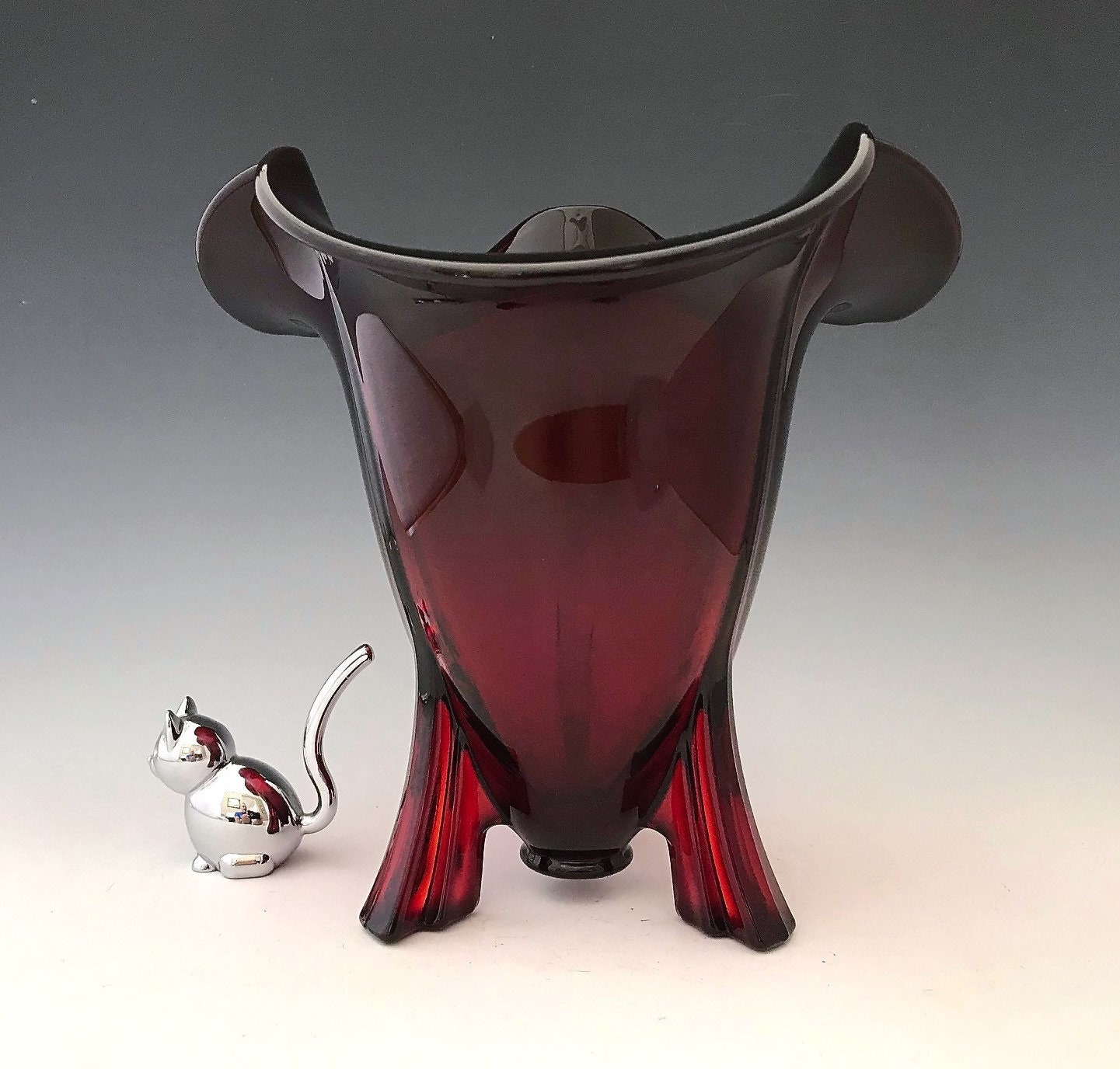 New Martinsville #35 Rocket Vase - Red Art-Deco Style Depression Era ...