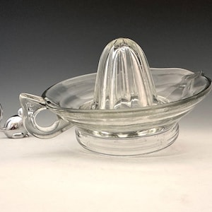 Depression Glass Reamer - Large Glass Juicer