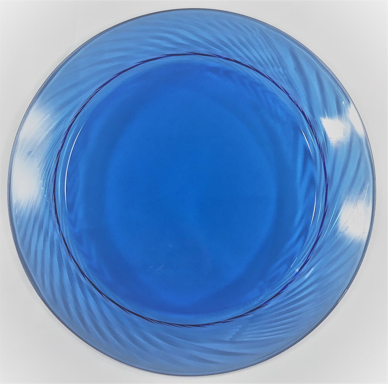 Set of Two Pyrex Festiva Cobalt Blue Dinner Plates Swirl Rim 10 3/4