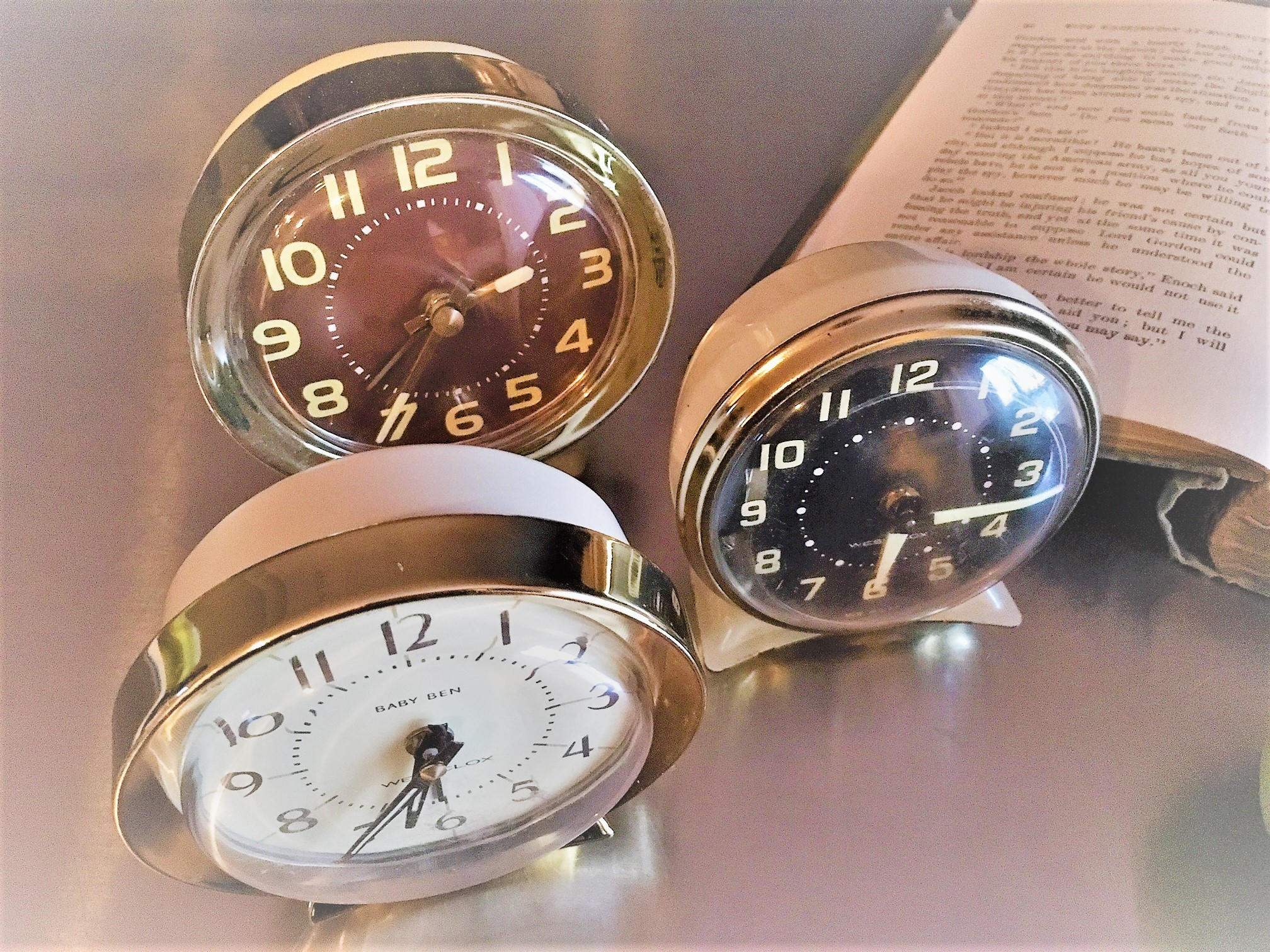 Collection of 3 Vintage Clock Analog Alarm Clocks Nightstand Accent