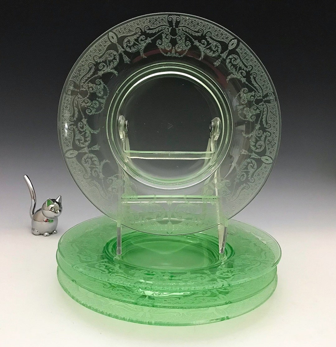 Cambridge Glass No. 556 8inch Plates With E520 Etch Set of 4