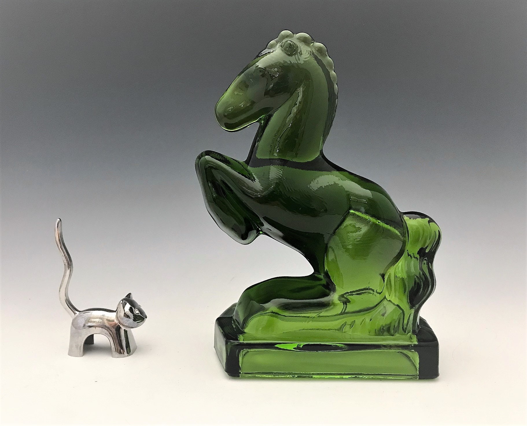 L.E. Smith Rearing Horse Bookend Vintage Green Glass Horse