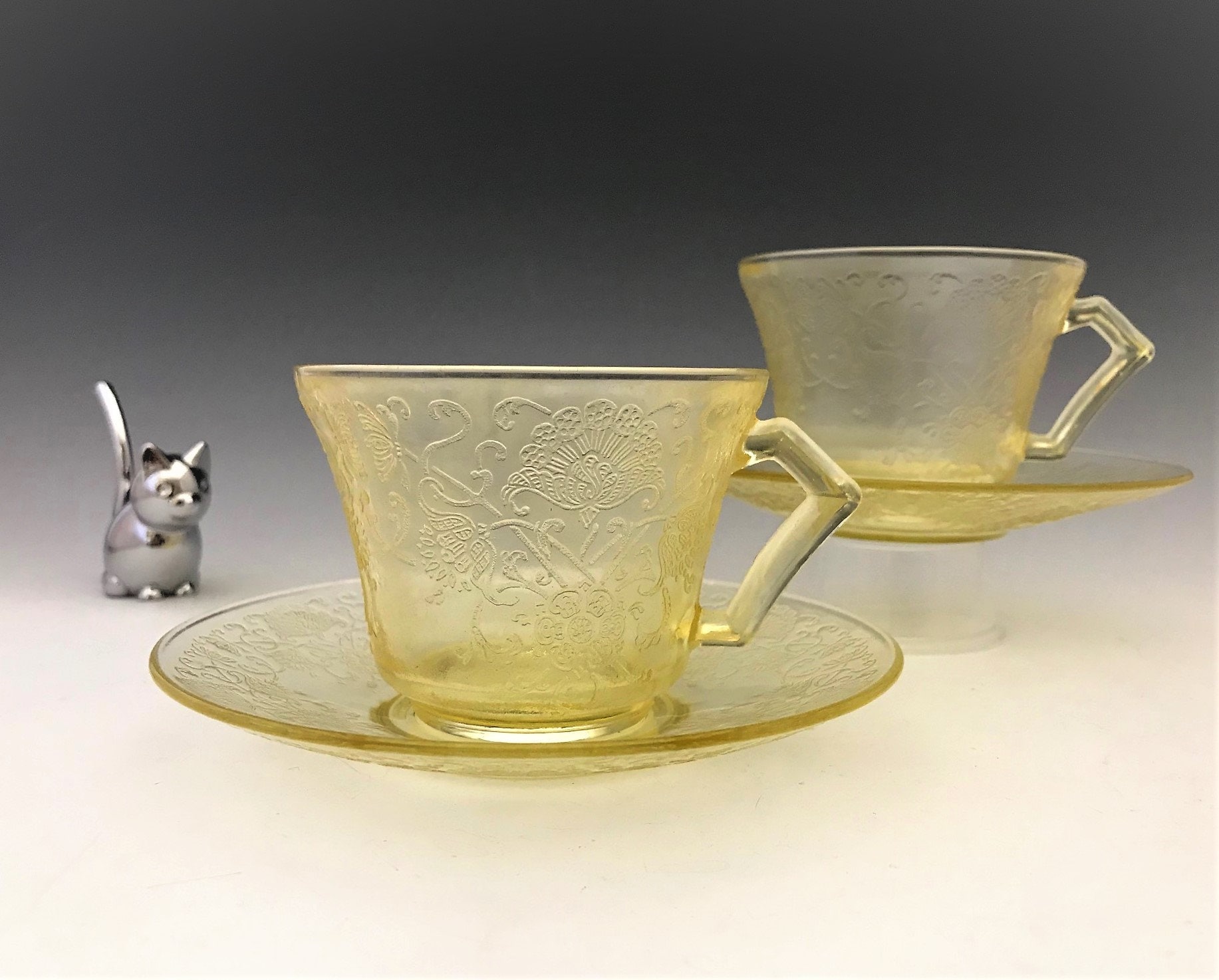 Hazel Atlas Florentine No 2 Cups And Saucers Poppy Pattern Yellow